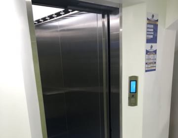 Ascensor de pasajeros